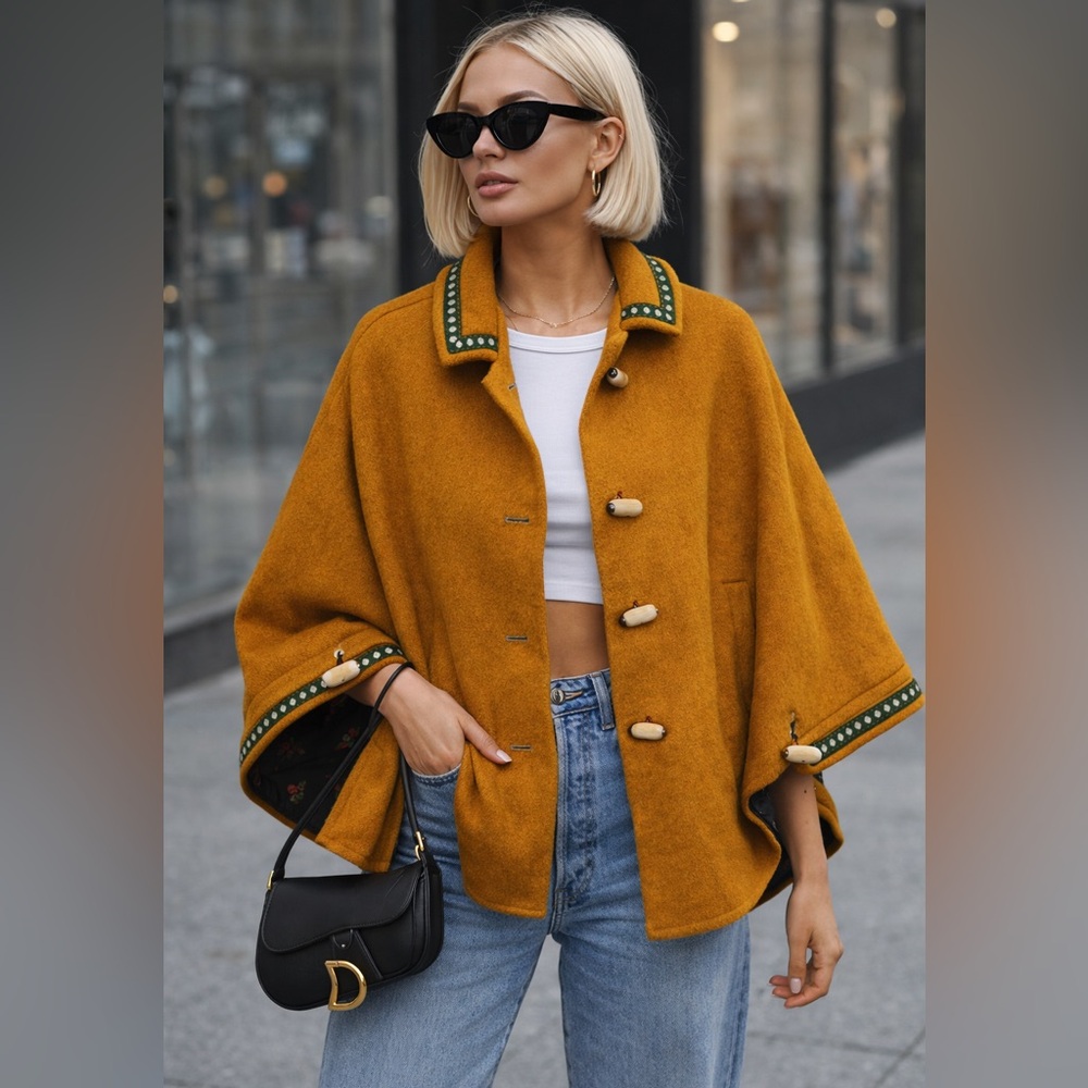 Max Hurni Mustard wool vintage  Cape from Austria size 12 - Picture 2 of 13